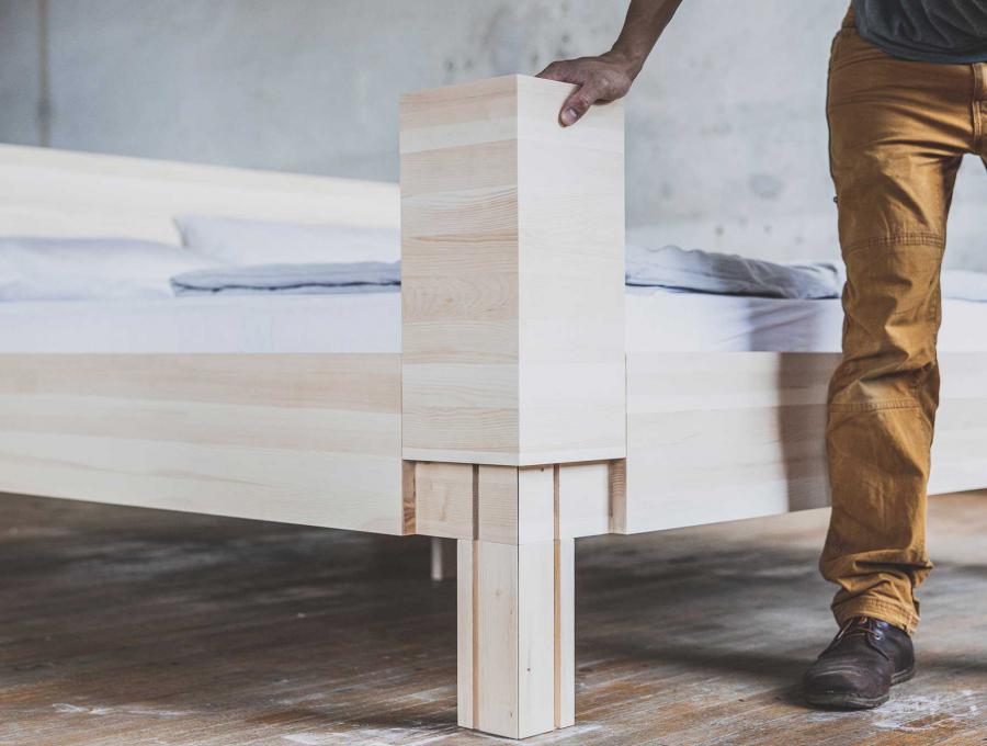Steckverbindung aus Zirbenholz